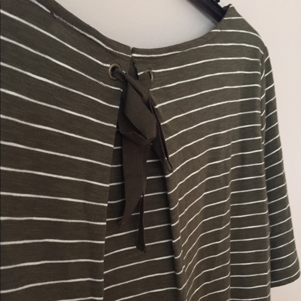 Talbots Petites Green White Striped Flowy Top - Picture 5 of 9